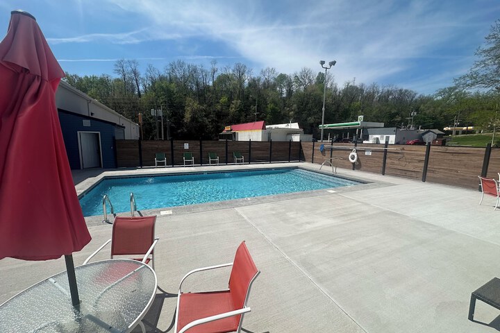 Pool 66 of 66