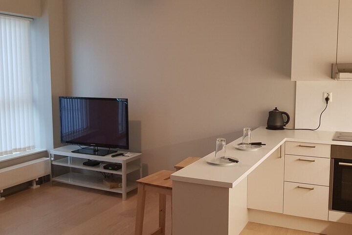 Room 7 of 19