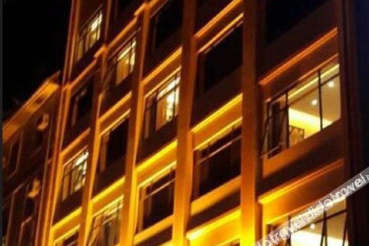 Hotel 4 of 7