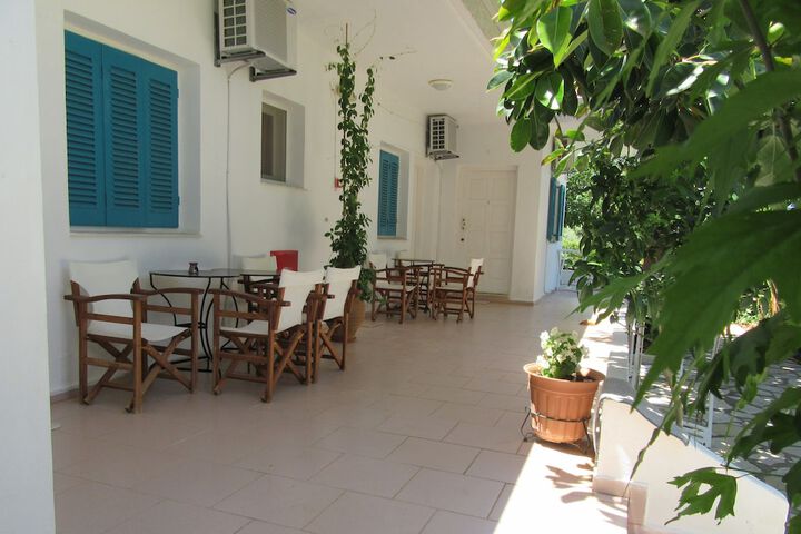 Terrace/Patio 3 of 17