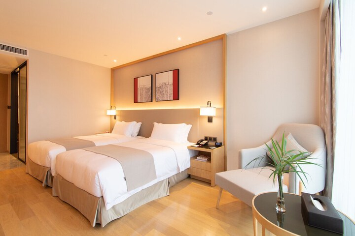 Room 20 of 64