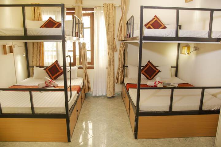 Room 25 of 56