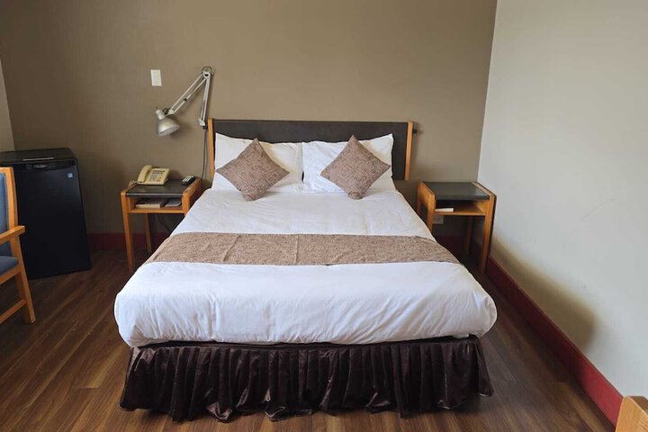 Room 11 of 34