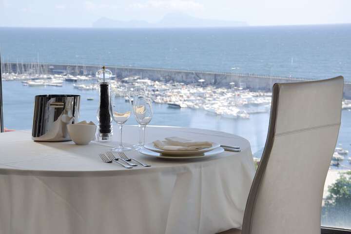 Dining 84 of 146