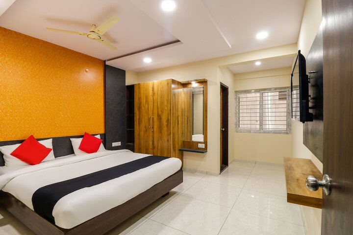 Room 9 of 22