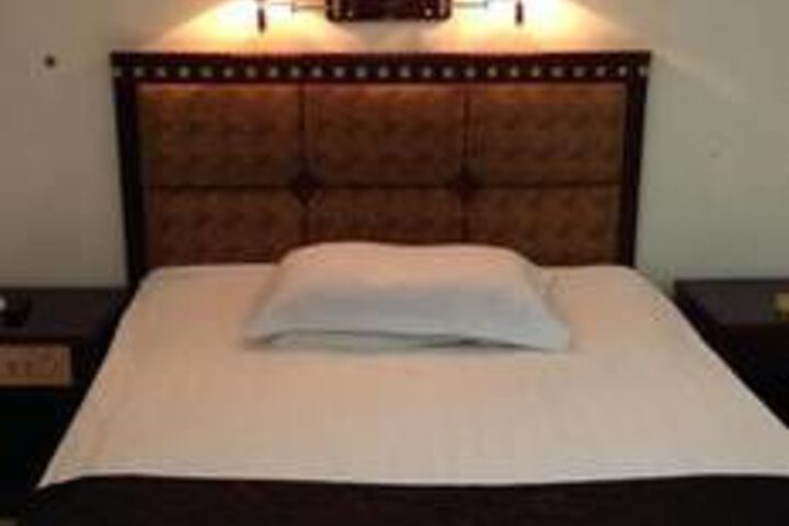 Room 41 of 59