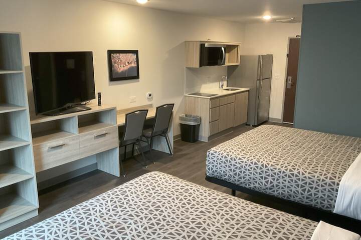 Room 15 of 52