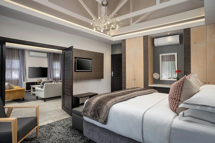 Room 29 of 115