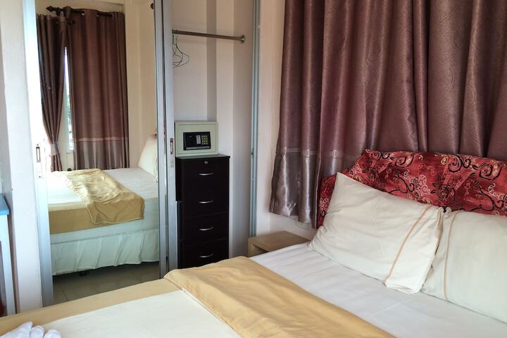 Room 11 of 72