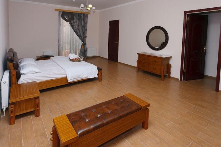 Room 20 of 43
