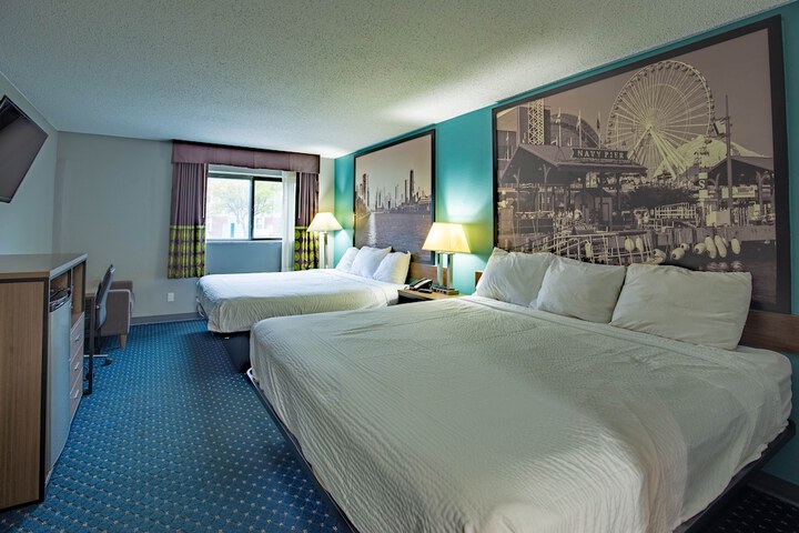 1 King Bed Business Room (13 of 16)