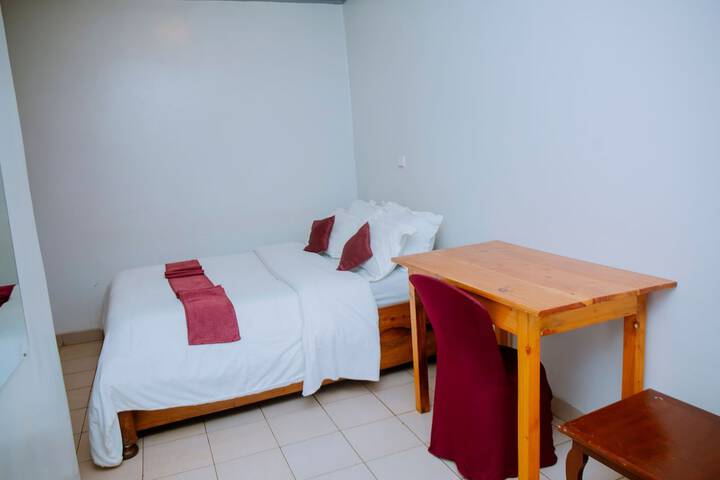 Room 14 of 40