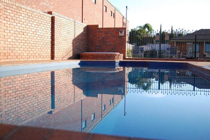 Pool Hotel