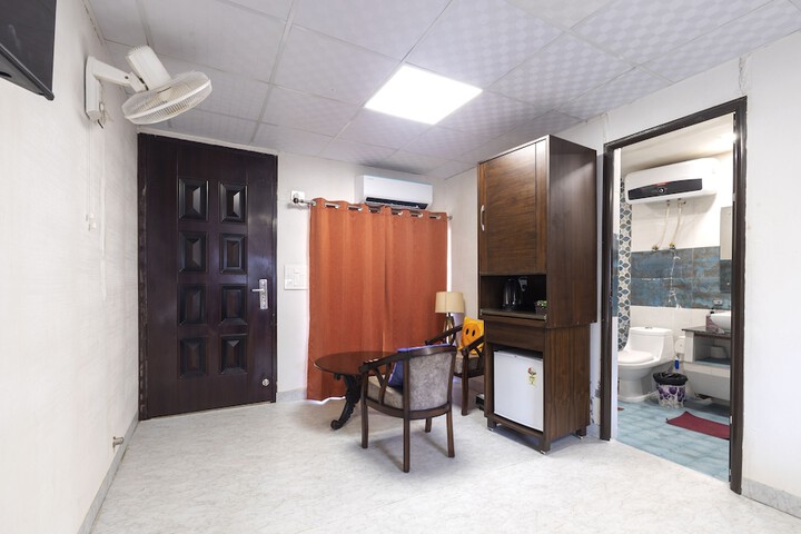 Room 15 of 53