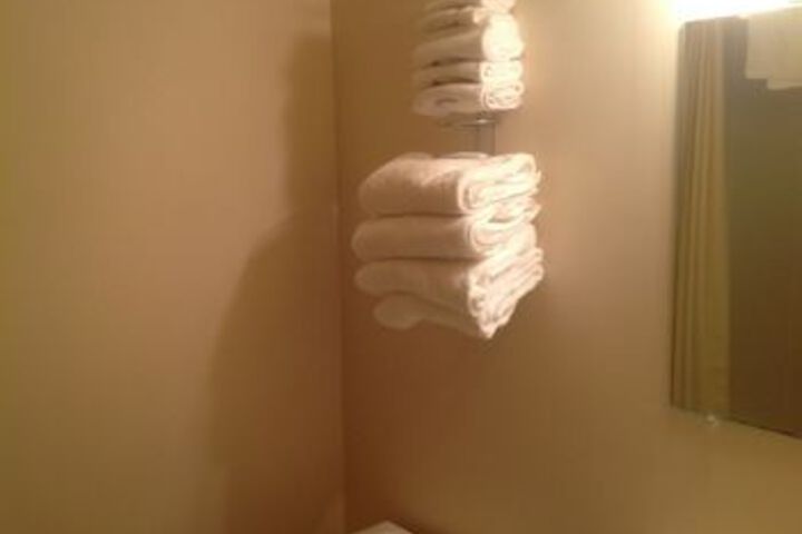 Room 2 of 23