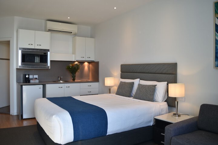 Room 10 of 44
