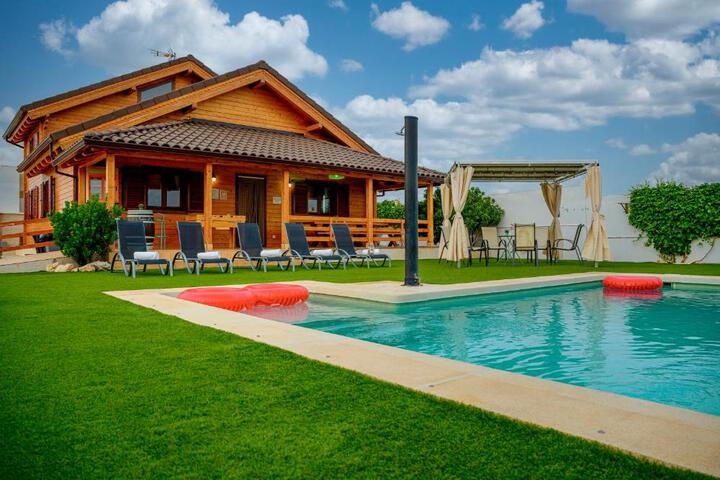 Photo of Madera y Miel Casa Rural con niños en Puy du Fou