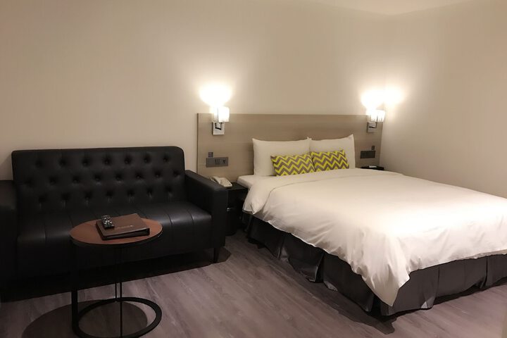Room 63 of 99
