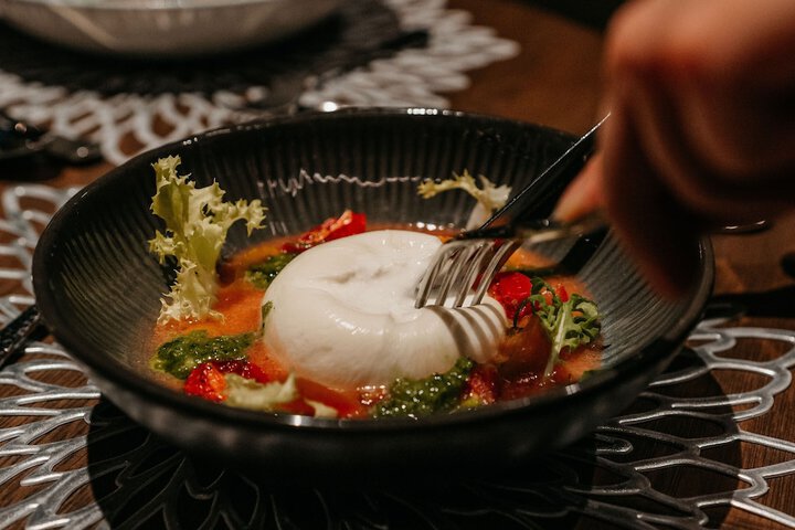 Dining 104 of 130