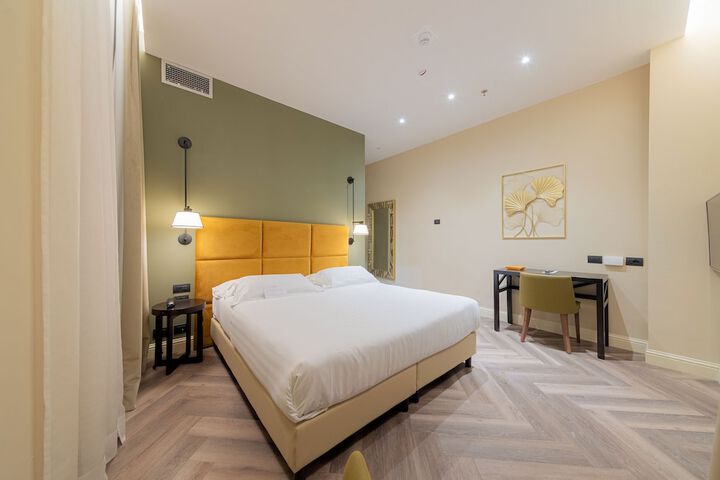Room 19 of 53