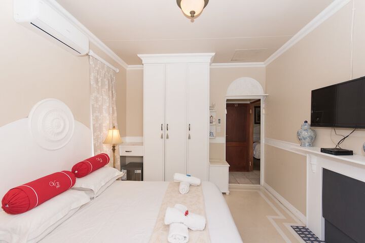 Room 12 of 89