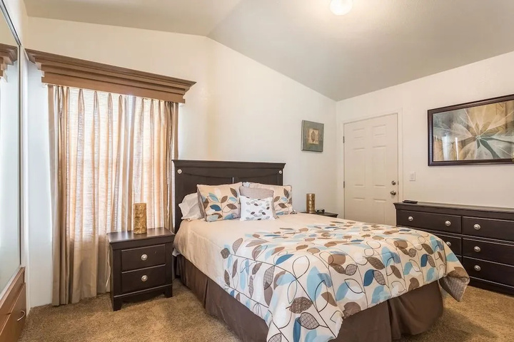 Room 3 of 12
