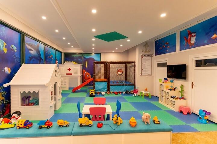 Children's play area - indoor