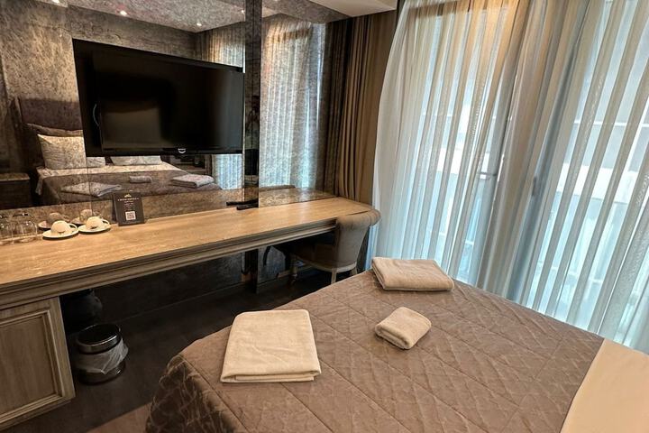 Room 21 of 54