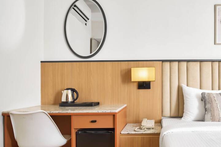 Room 3 of 19