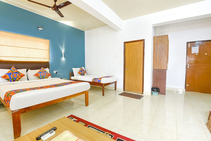 Room 8 of 32