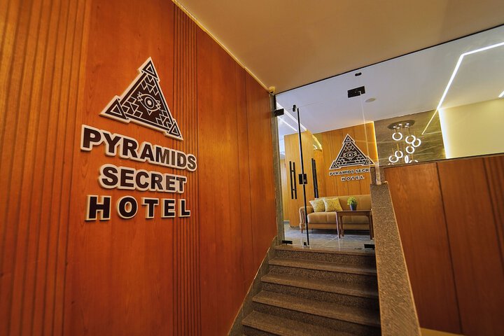 Hotel 3 of 148