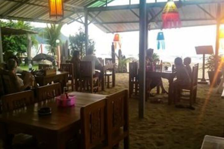 Dining 57 of 65