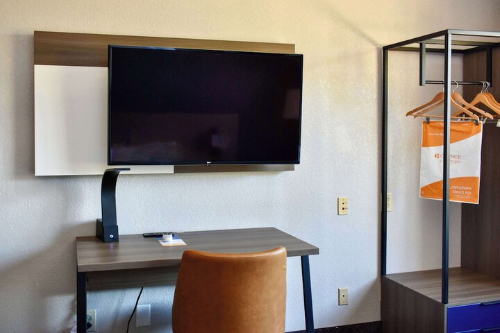 Suite 2 Queen Beds (4 of 12)