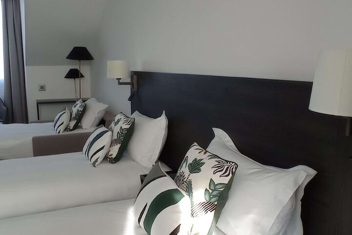 Room 15 of 113