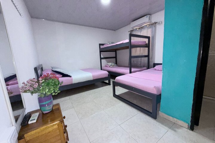 Room 7 of 12