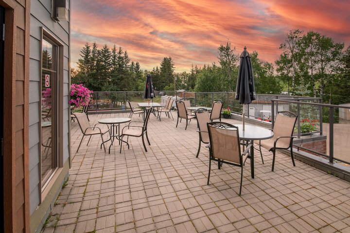 Terrace/Patio 35 of 57