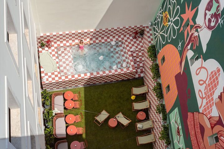 Pool 113 of 141