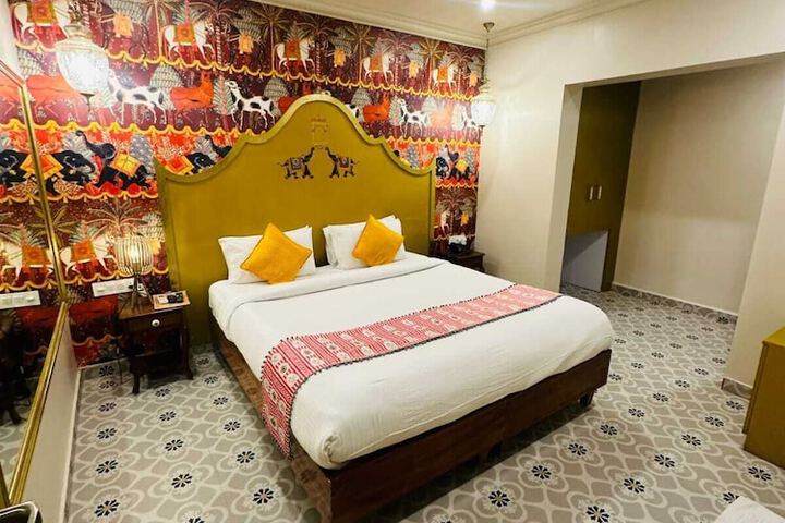 Room 14 of 167