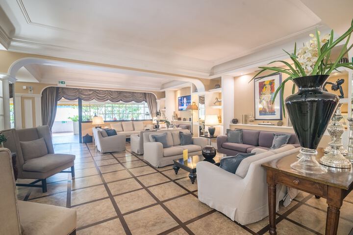 Hotel Lobby