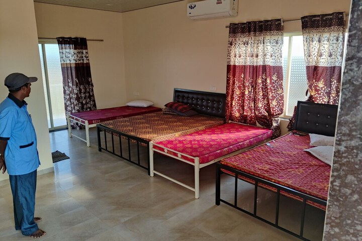 Room 7 of 57