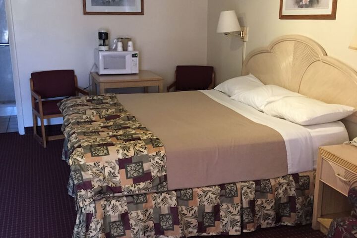 Room 32 of 92