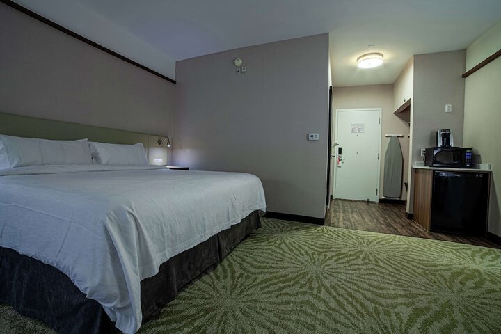 2 Queen Beds 2 Queen (2 of 7)