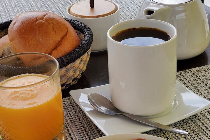 Breakfast/Coffee Service 76 of 84