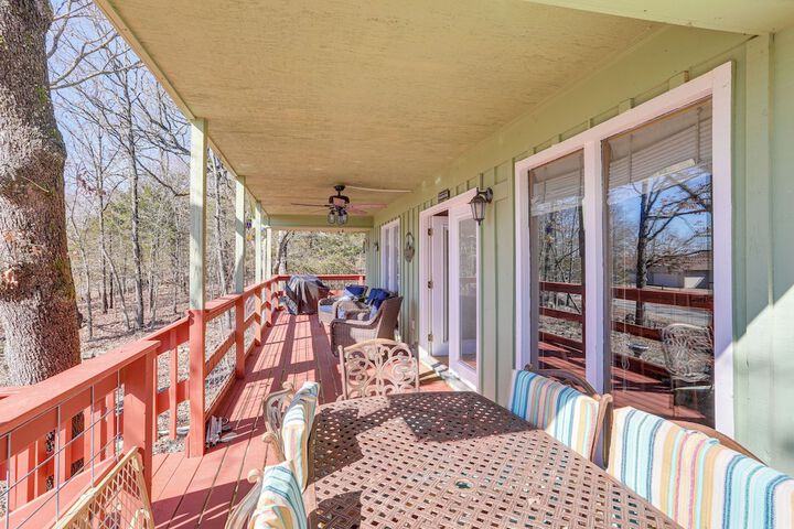 Arkansas Lake House w / Private Dock!