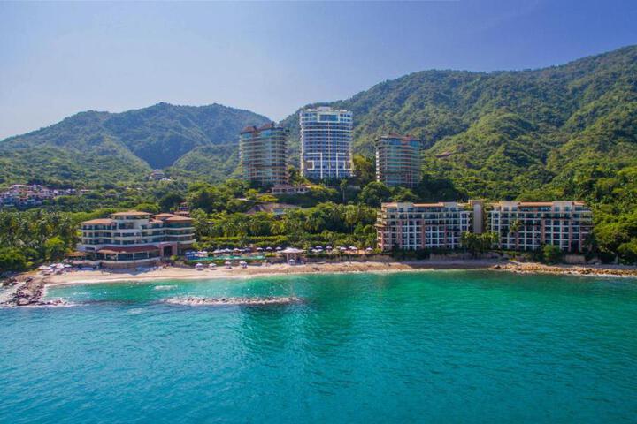 Exterior of Garza Blanca Preserve Resort & Spa Puerto Vallarta