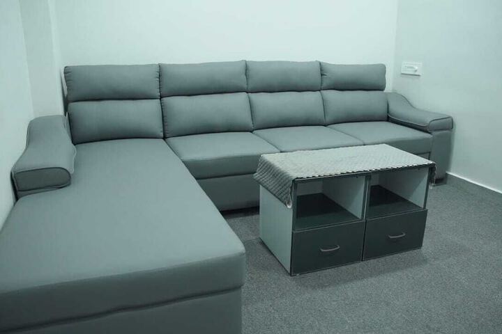 Room 18 of 31