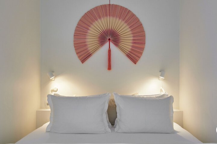 Room 11 of 42