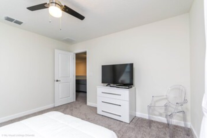 Room 51 of 53