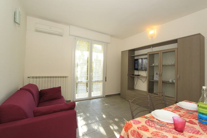 Room 11 of 21