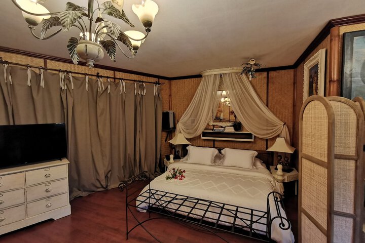 Room 43 of 404